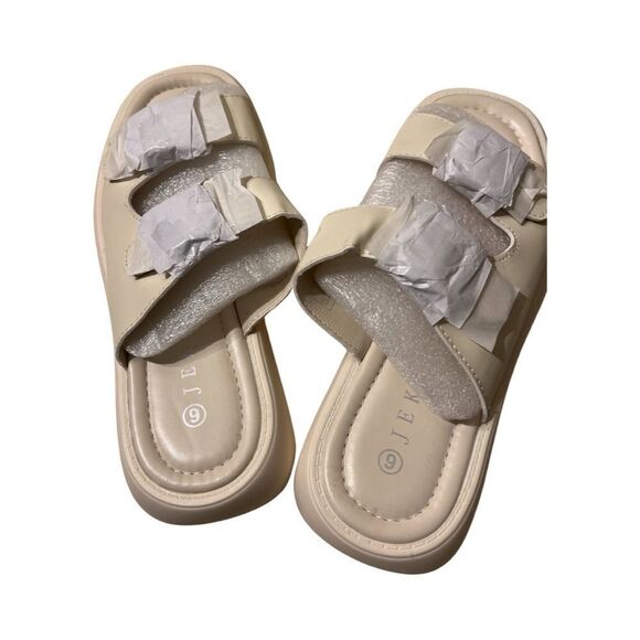 Women Jeko Platform Sandals - Picture 4 of 8